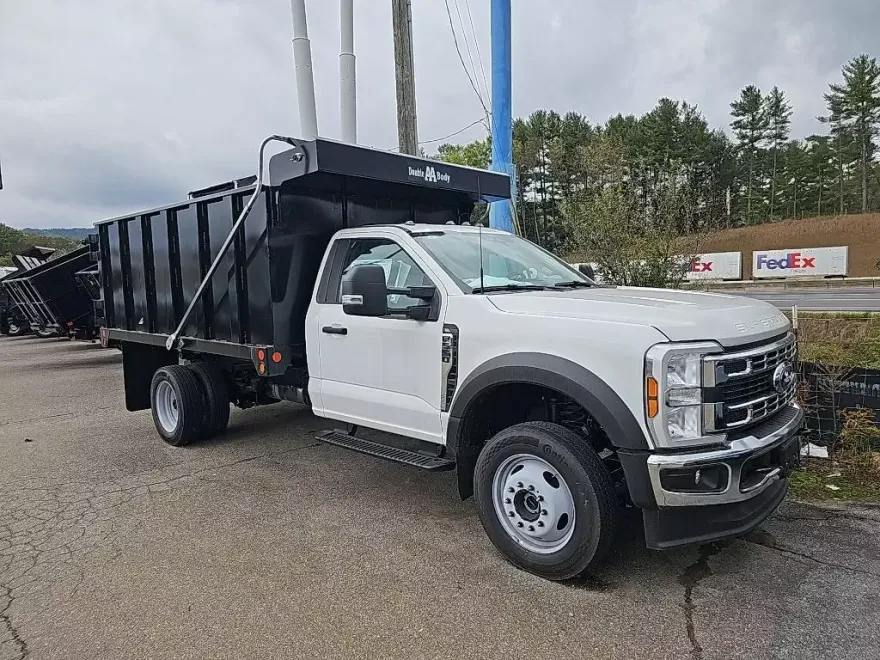 2024 Ford F-550 XL photo 1