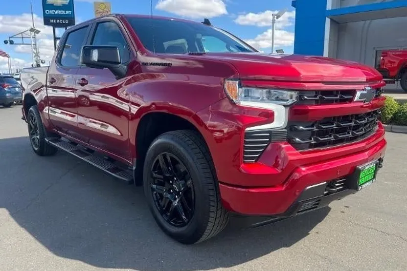 2026 Chevrolet Silverado 1500 RST photo 1