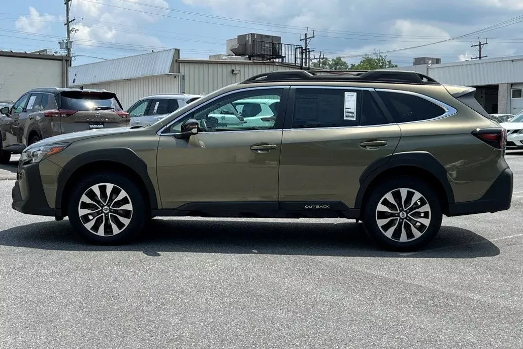 2024 Subaru Outback Limited photo 1