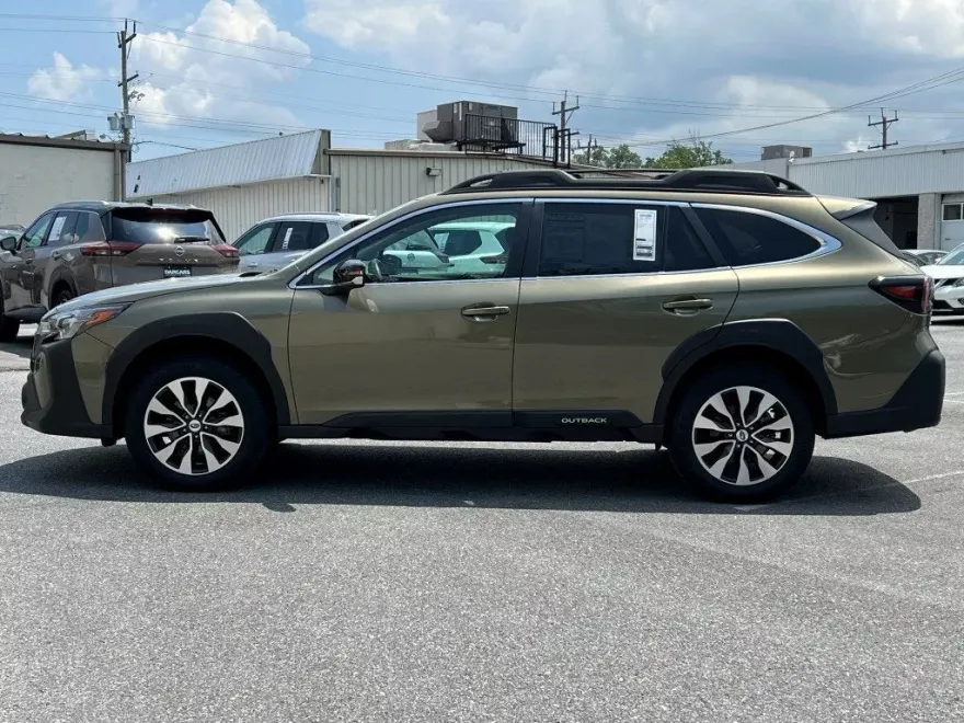 2024 Subaru Outback Limited photo 1