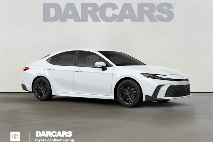 2026 Toyota Camry SE photo 1