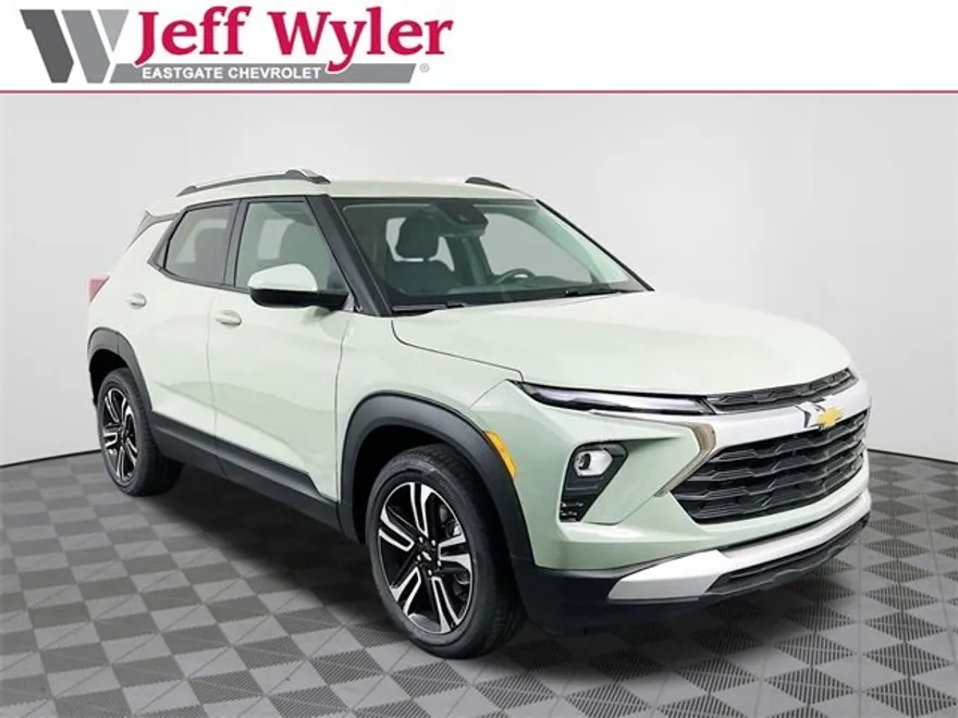 2026 Chevrolet Trailblazer LT photo 1