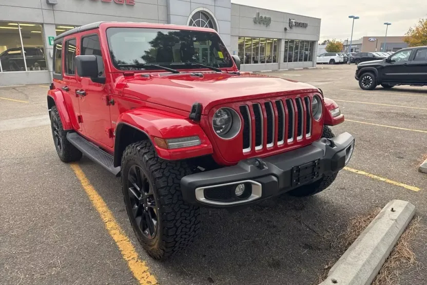 2021 Jeep Wrangler Unlimited Sahara 4xe photo 1