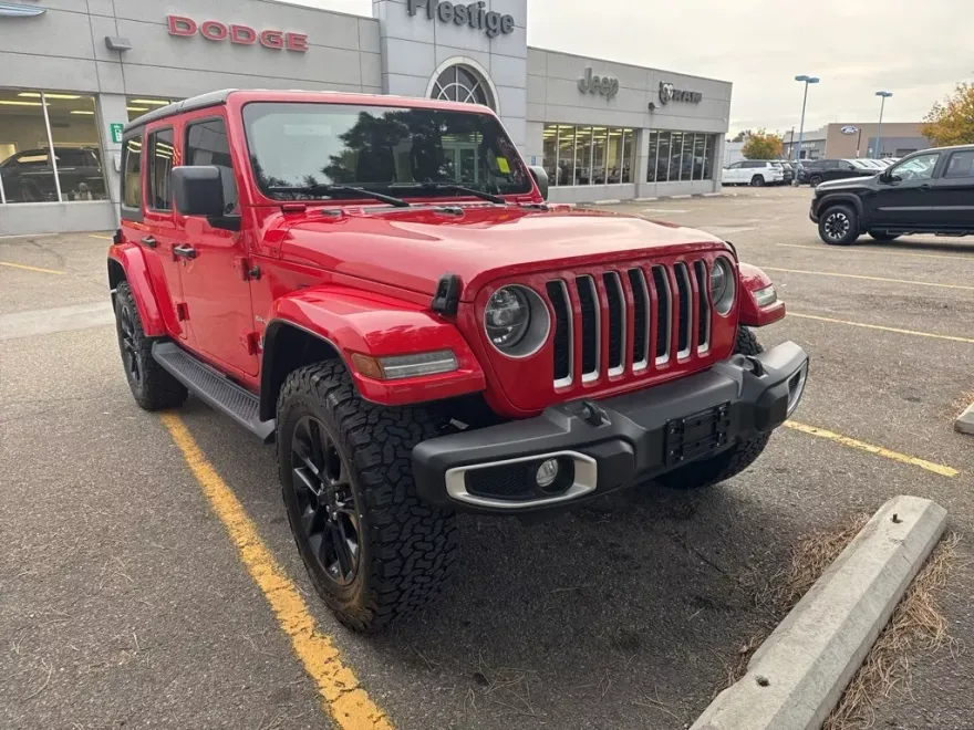 2021 Jeep Wrangler Unlimited Sahara 4xe photo 1