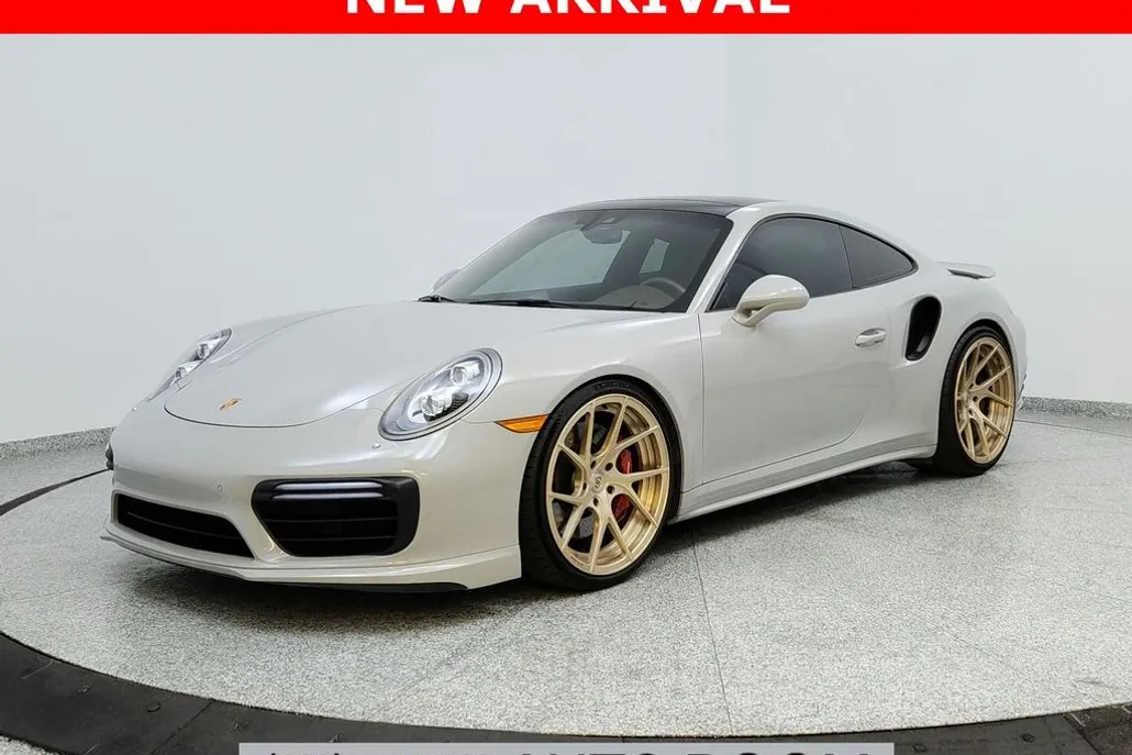 2018 Porsche 911 Turbo photo 1