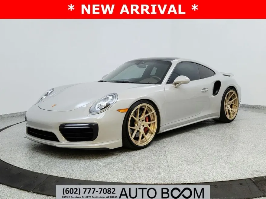 2018 Porsche 911 Turbo photo 1