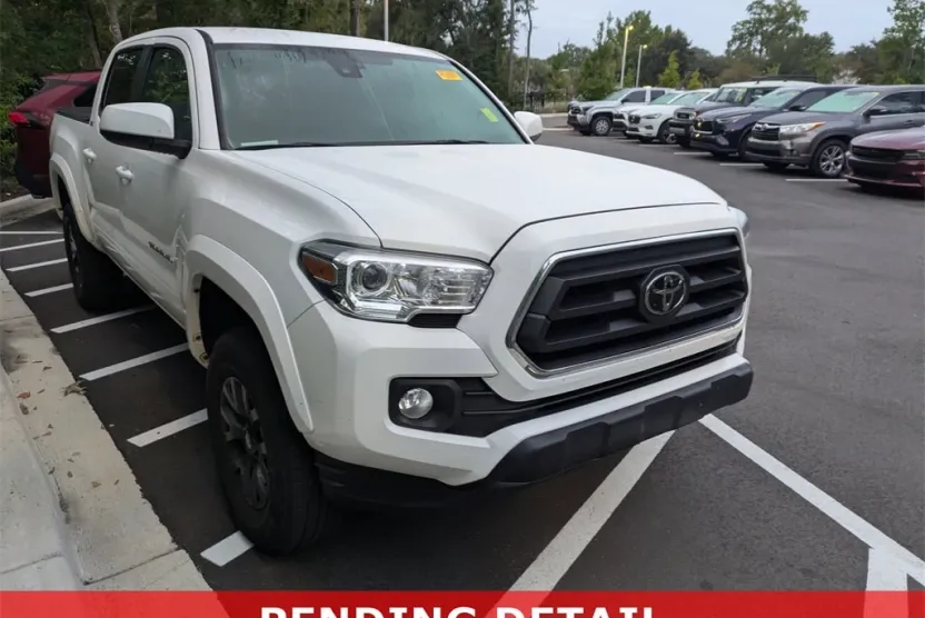 2023 Toyota Tacoma SR5 V6 photo 1