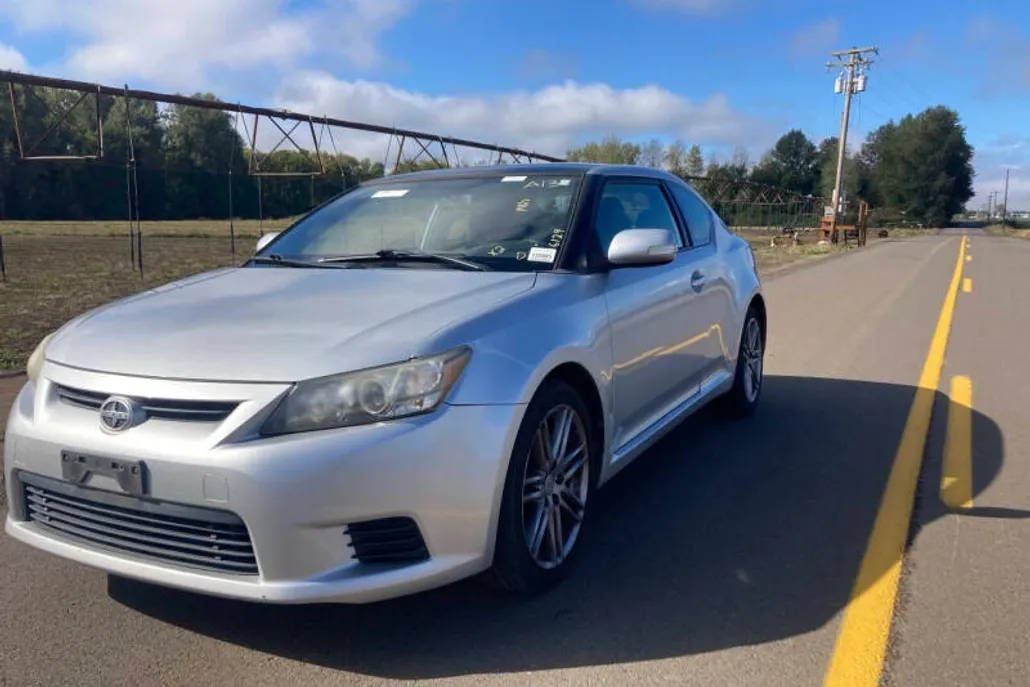 2012 Scion tC Base photo 1