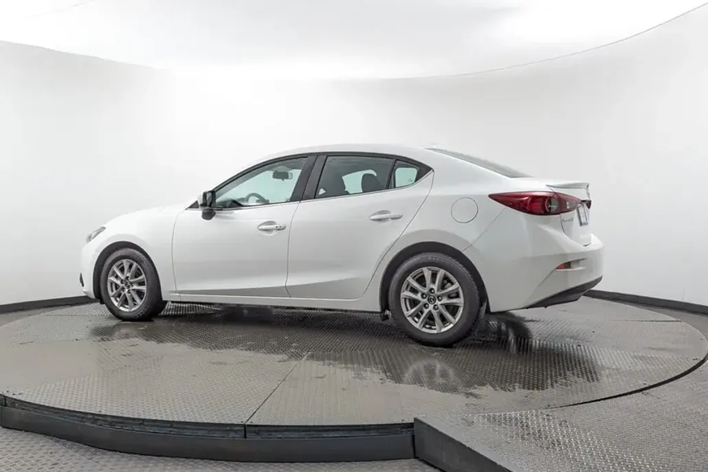 2015 Mazda Mazda3 Touring photo 1