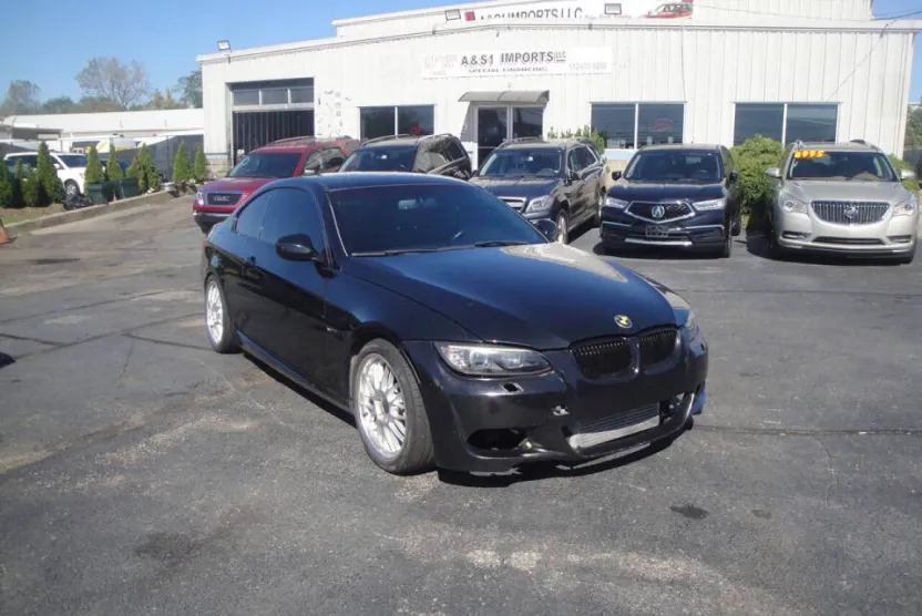 2010 Bmw 335i 3-Series photo 1
