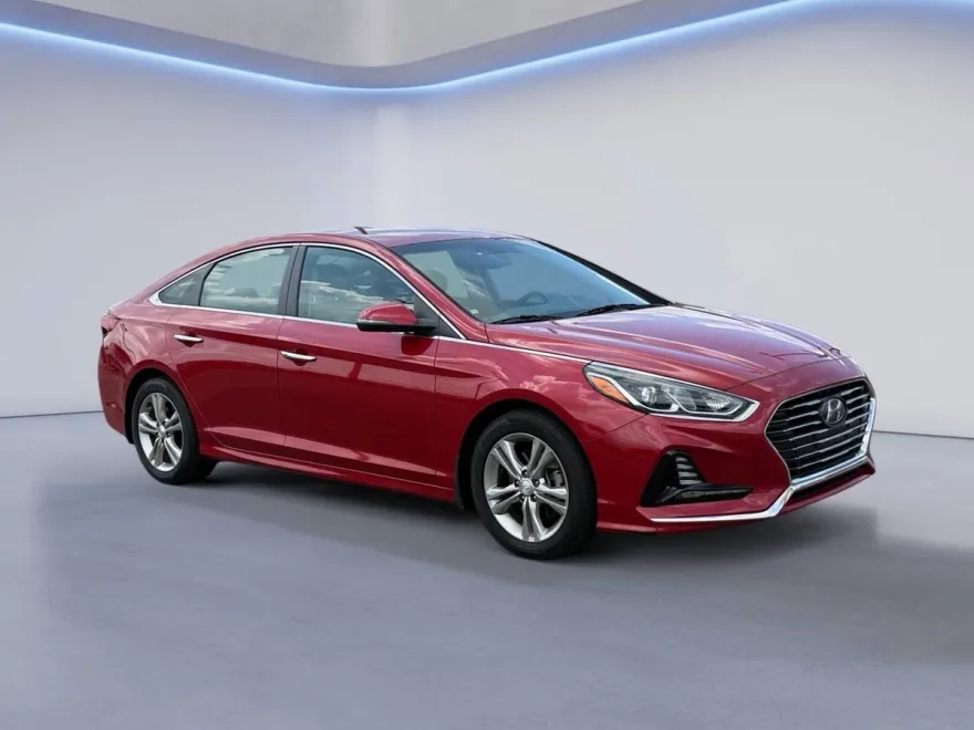 2018 Hyundai Sonata SEL photo 1