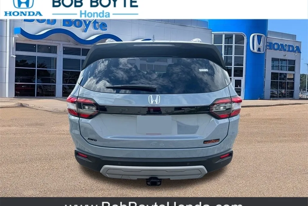 2025 Honda Pilot TrailSport photo 1