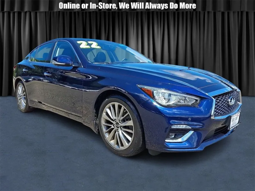 2022 Infiniti Q50 LUXE AWD photo 1