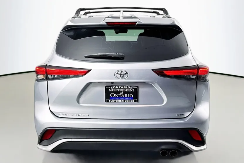2022 Toyota Highlander XSE photo 1