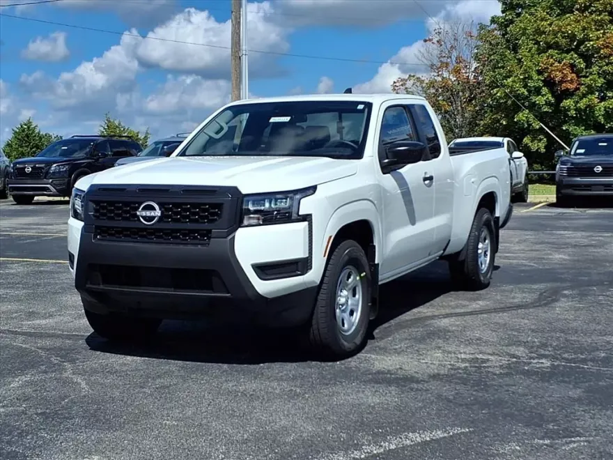 2026 Nissan Frontier S photo 1