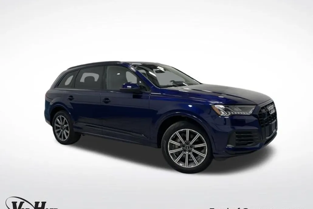 2023 Audi Q7 45 Premium Plus photo 1