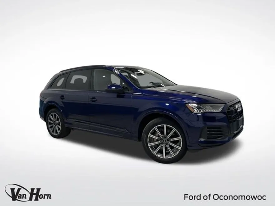 2023 Audi Q7 45 Premium Plus photo 1