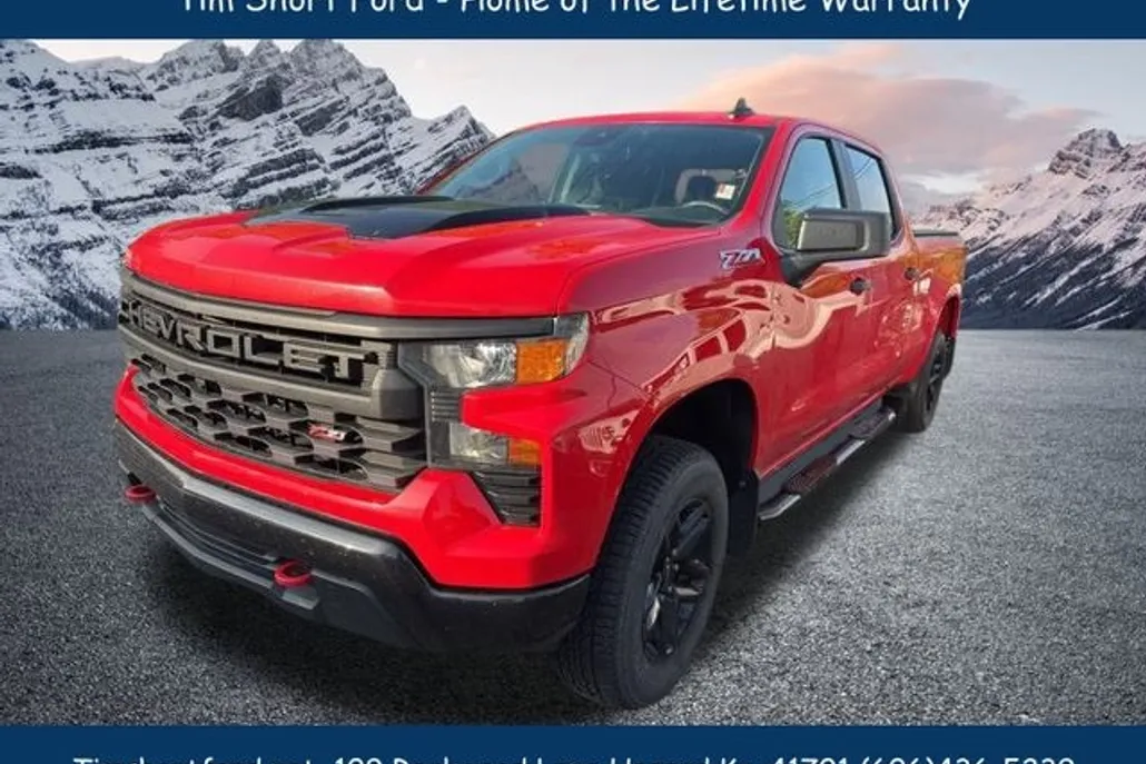 2023 Chevrolet Silverado 1500 Custom Trail Boss photo 1