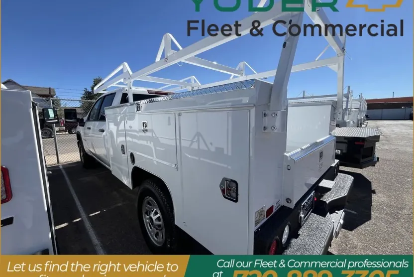 2025 Chevrolet Silverado 2500HD photo 1