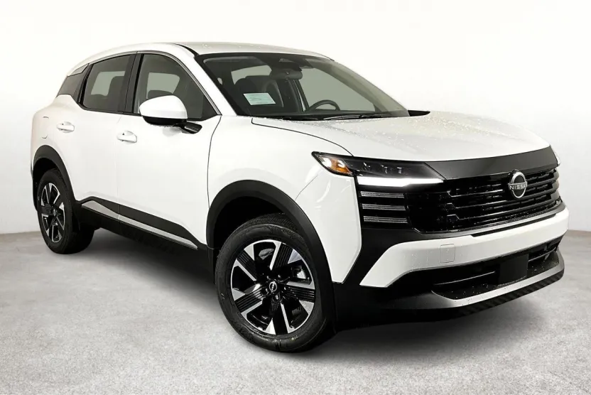 2025 Nissan Kicks SV photo 1
