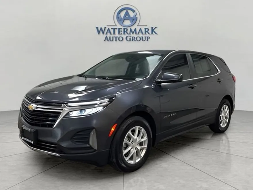 2022 Chevrolet Equinox LT photo 1