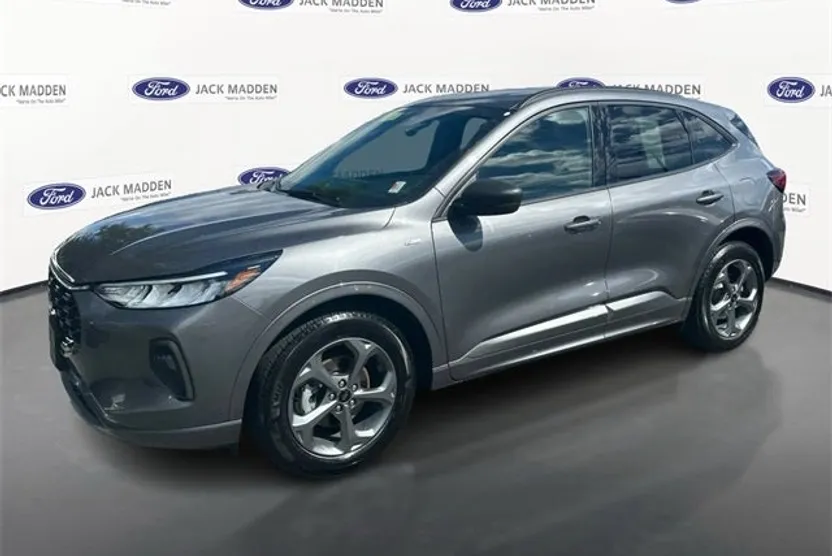 2023 Ford Escape ST-Line photo 1