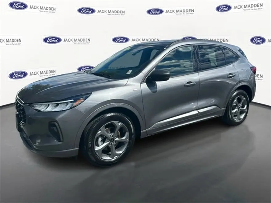 2023 Ford Escape ST-Line photo 1