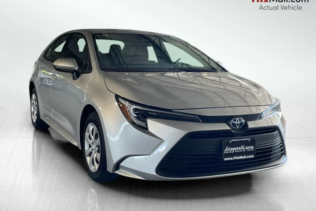 2025 Toyota Corolla Hybrid photo 1