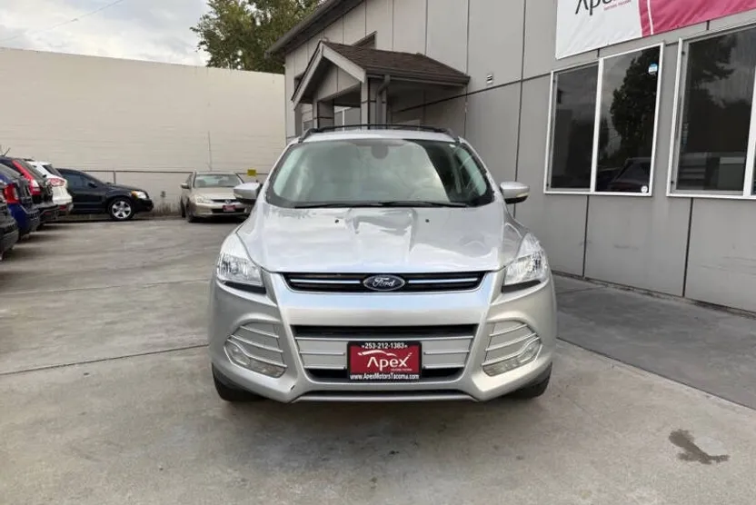 2013 Ford Escape SEL photo 1
