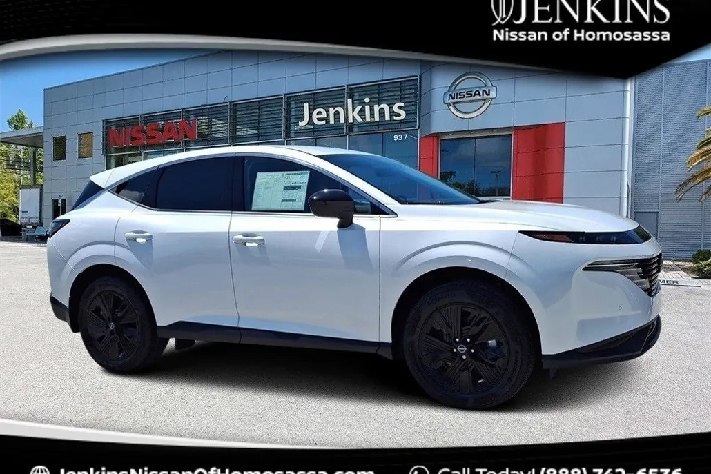 2025 Nissan Murano SV photo 1