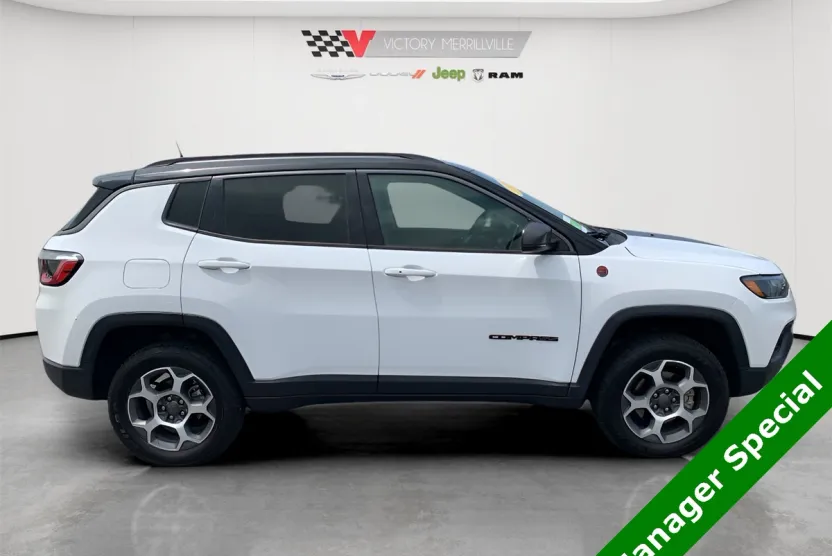 2022 Jeep Compass Trailhawk photo 1