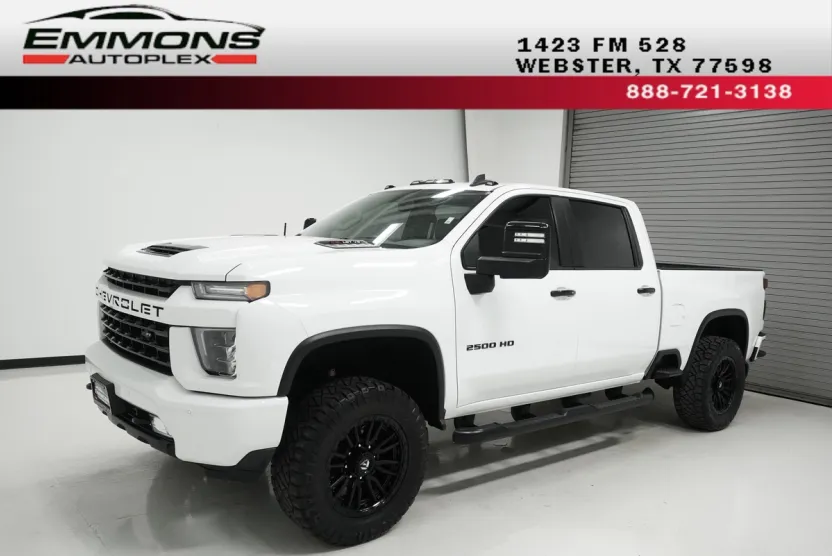 2022 Chevrolet Silverado 2500HD LT photo 1