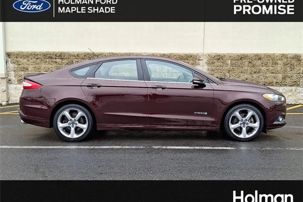 2013 Ford Fusion Hybrid SE photo 1