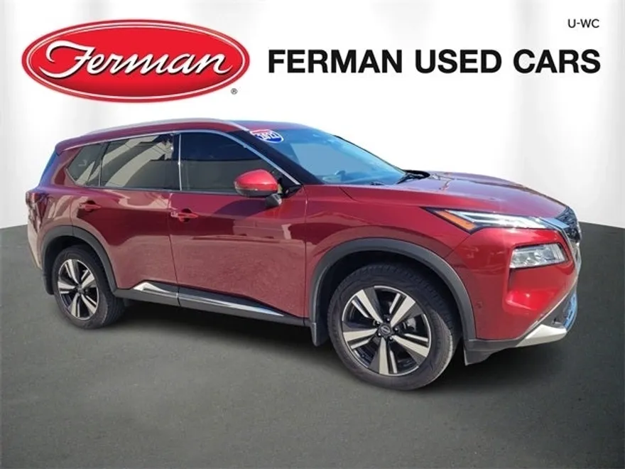2022 Nissan Rogue Platinum photo 1