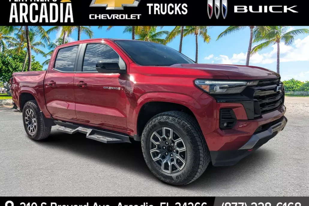 2023 Chevrolet Colorado Z71 photo 1