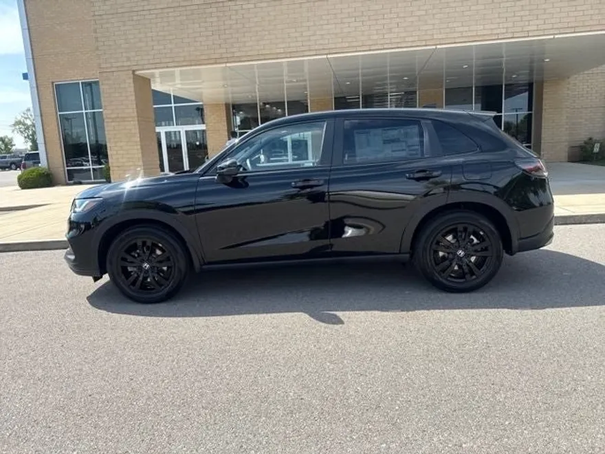 2026 Honda HR-V Sport photo 1