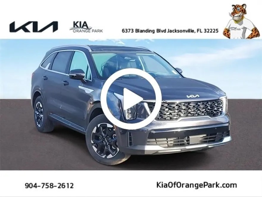 2025 Kia Sorento S photo 1