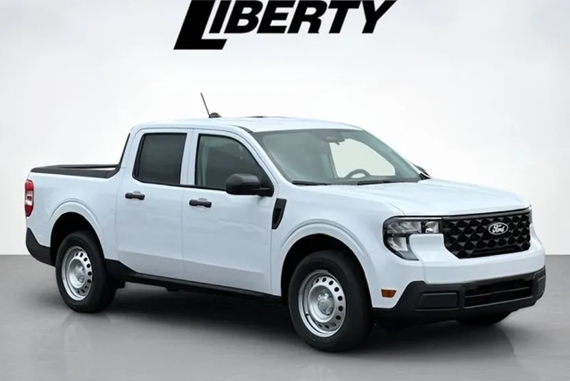 2025 Ford Maverick XL photo 1
