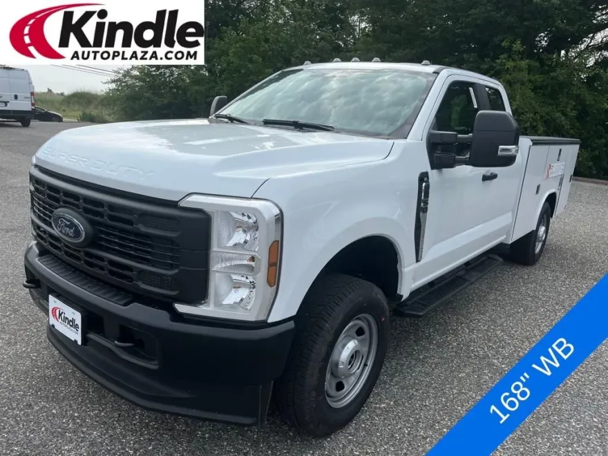 2025 Ford F-350 photo 1