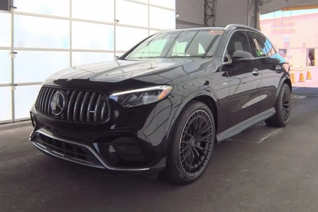 2024 Mercedes Benz GLC 43 AMG 4MATIC photo 1
