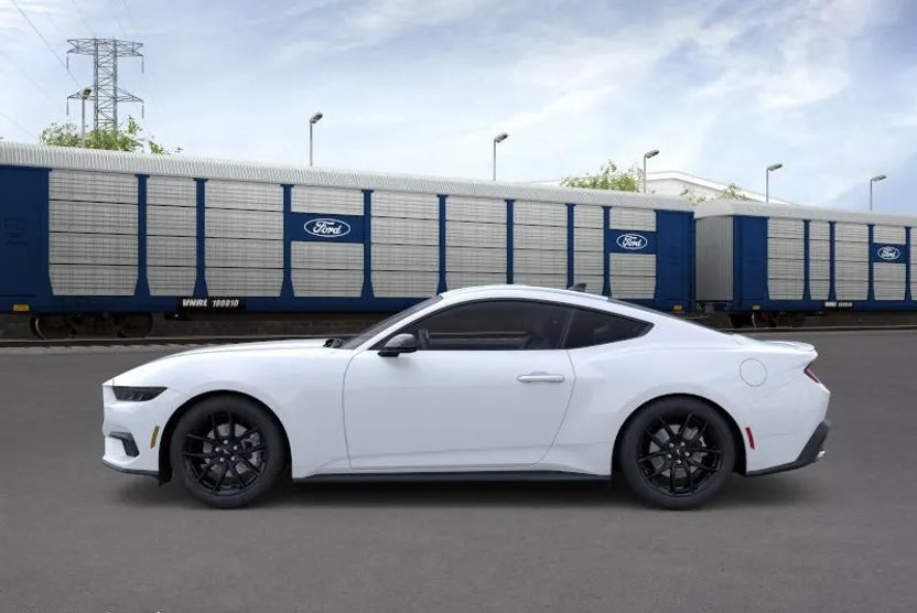 2025 Ford Mustang photo 1