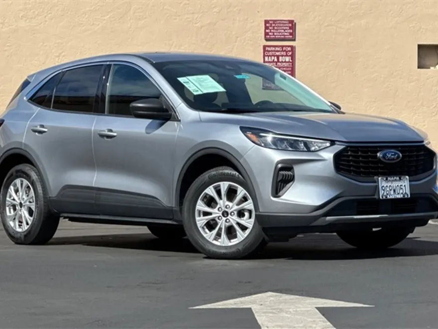 2023 Ford Escape Active photo 1