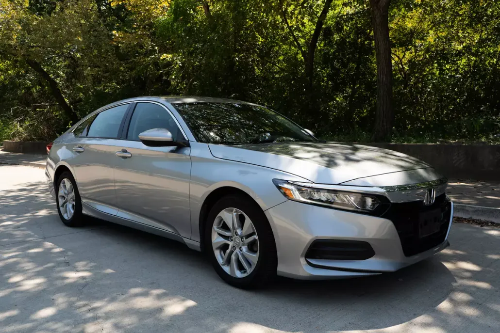 2018 Honda Accord LX 1.5T photo 1