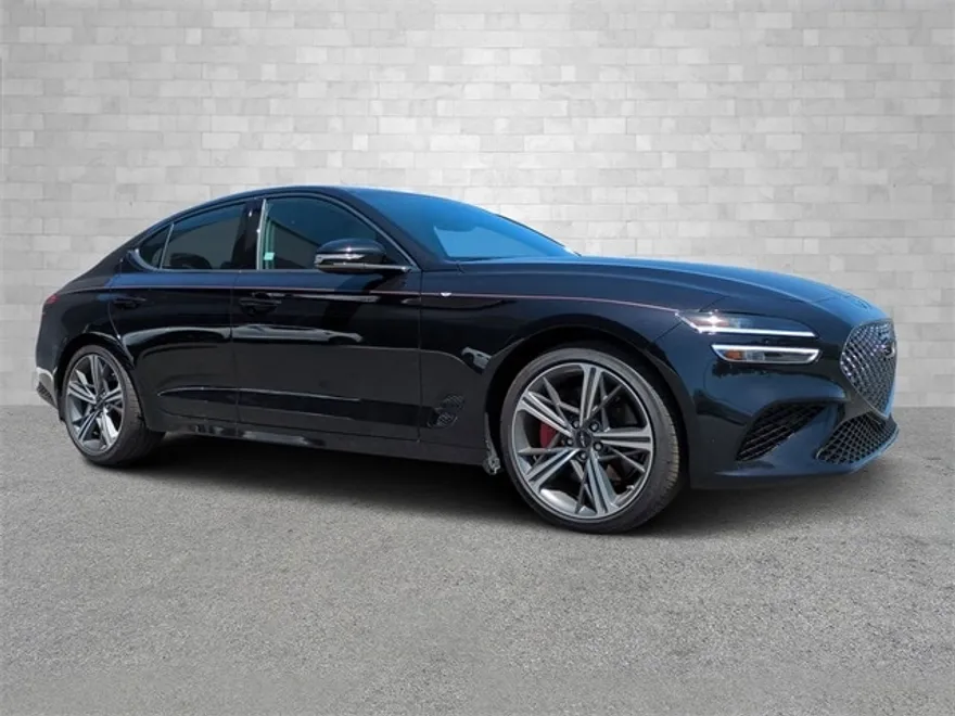 2024 Genesis G70 2.5T photo 1