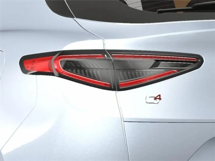 2025 Alfa Romeo Stelvio Sprint photo 12
