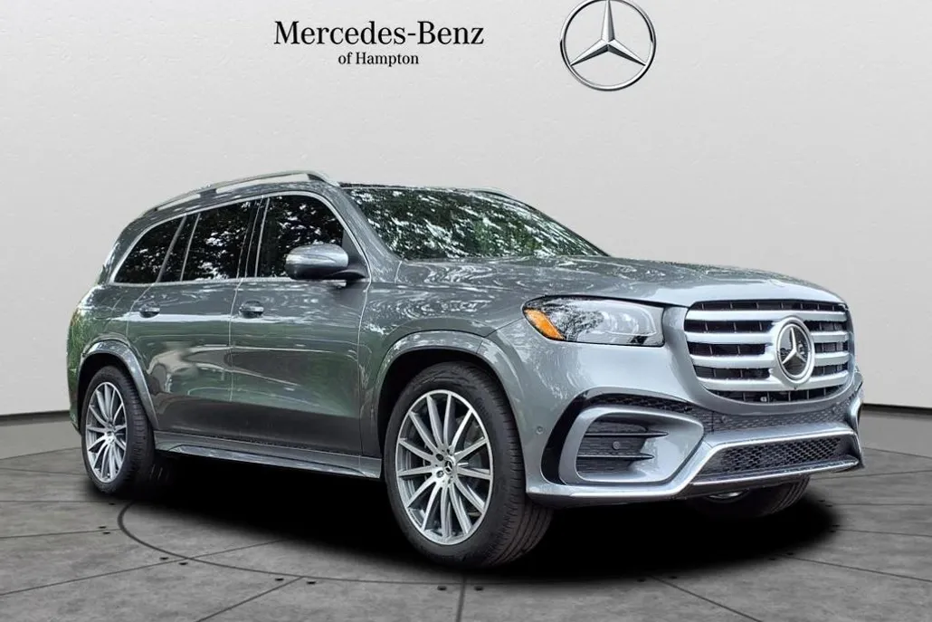 2025 Mercedes Benz GLS 450 4MATIC photo 1