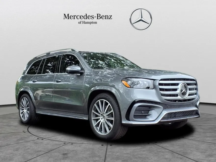2025 Mercedes Benz GLS 450 4MATIC photo 1