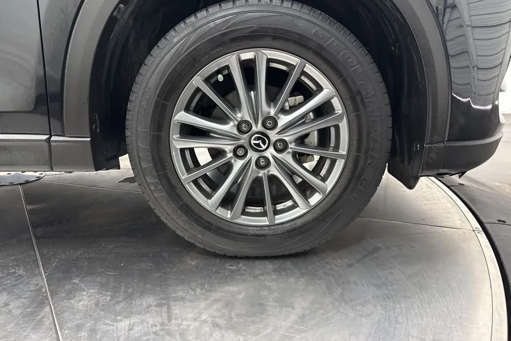 2021 Mazda CX-5 Touring photo 1
