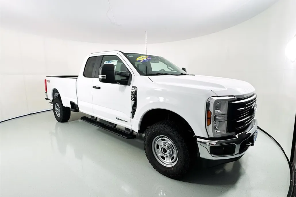 2025 Ford F-250 XL photo 1