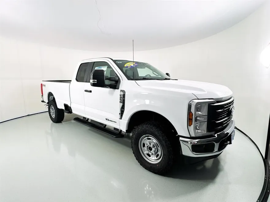 2025 Ford F-250 XL photo 1